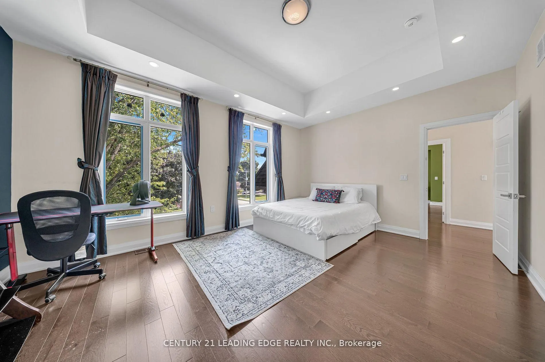 Photo 29 of 736 Hillview Crescent, Pickering, West Shore — HOMEH