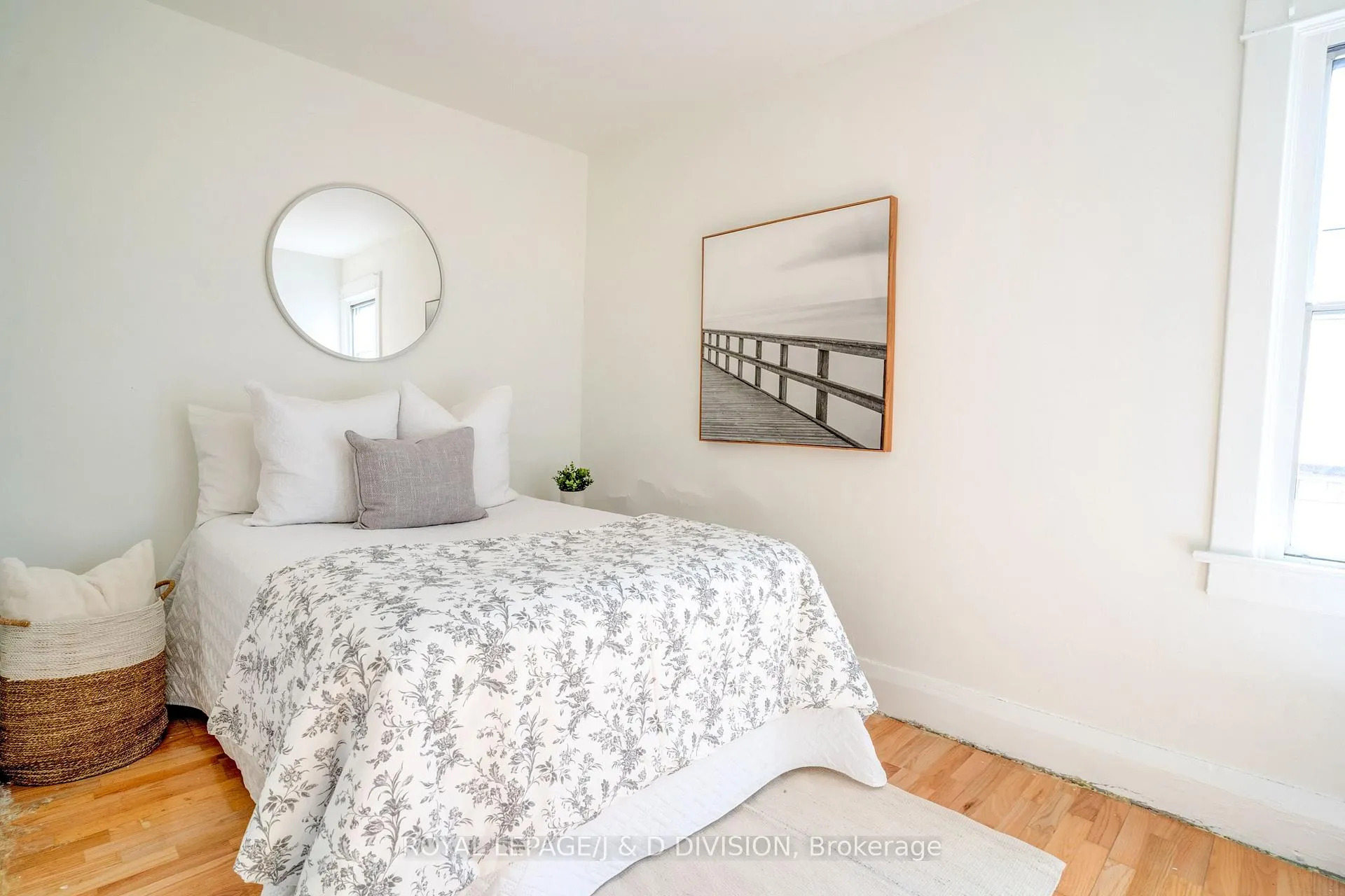 Photo 22 of 94 Brookside Drive, Toronto, East End-Danforth — HOMEH