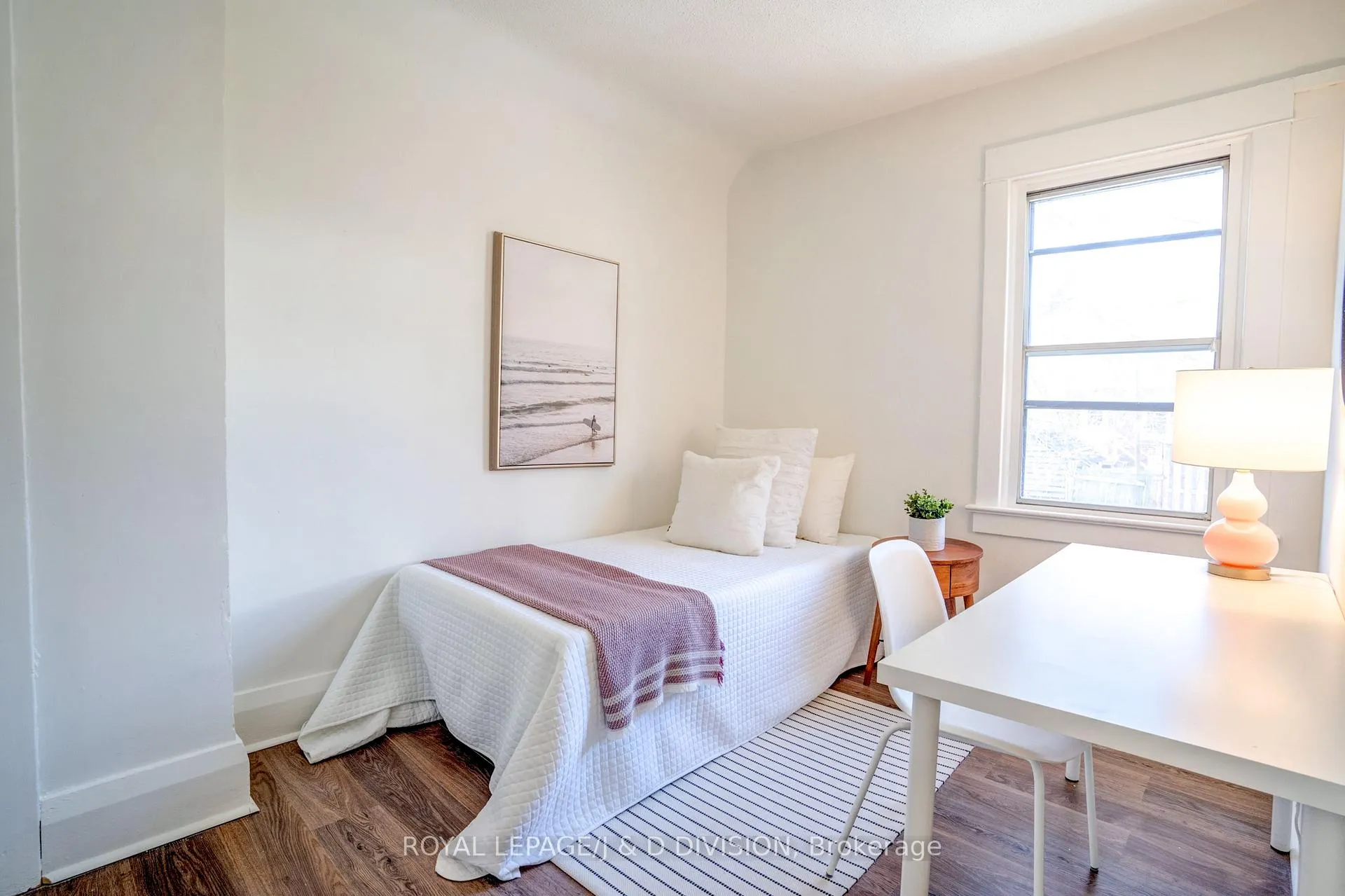 Photo 24 of 94 Brookside Drive, Toronto, East End-Danforth — HOMEH