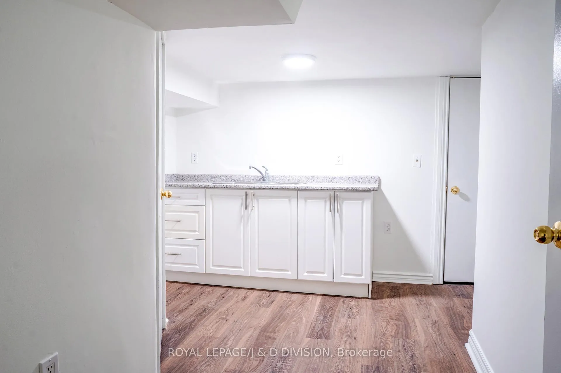 Photo 30 of 94 Brookside Drive, Toronto, East End-Danforth — HOMEH