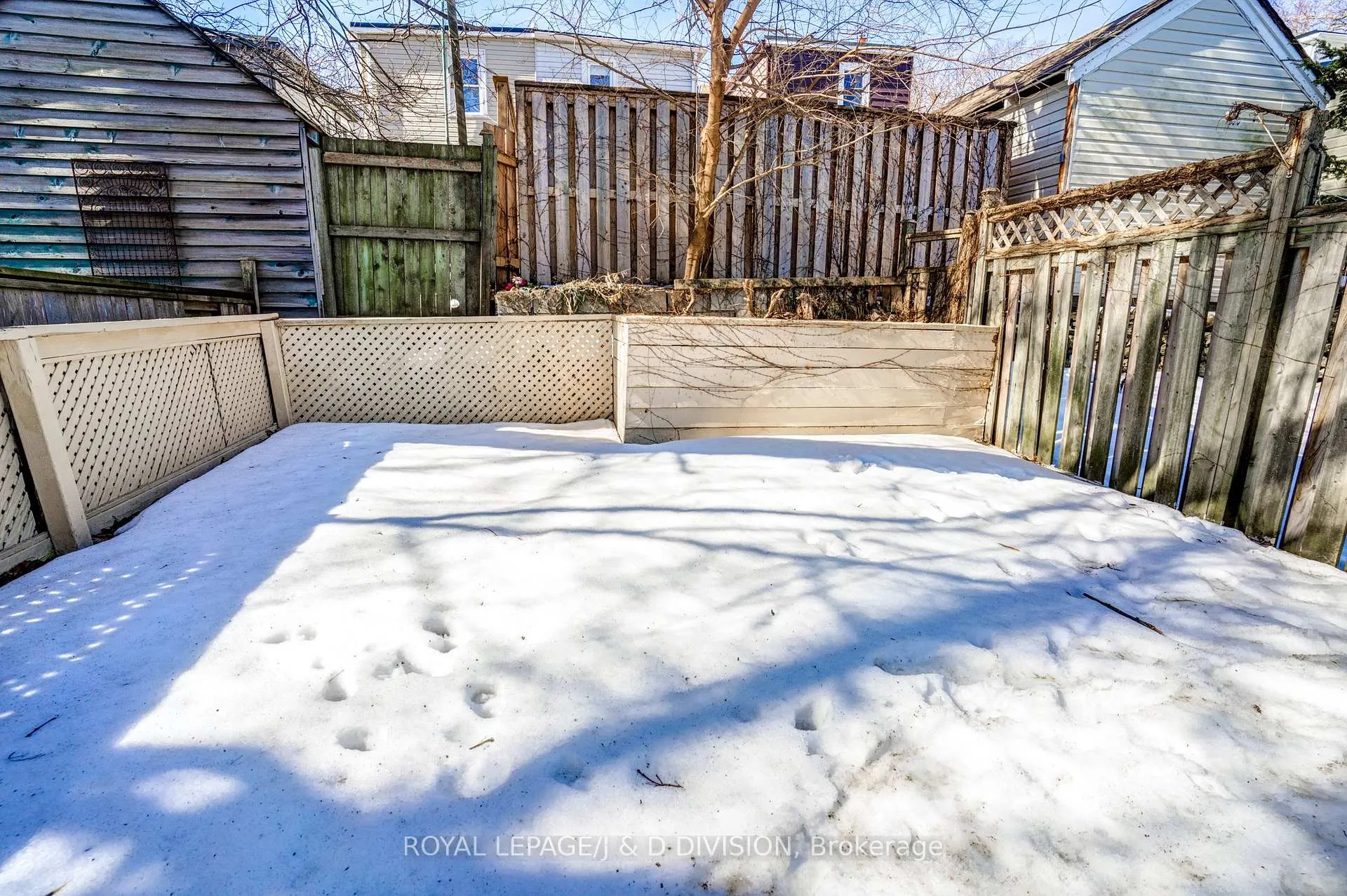 Photo 40 of 94 Brookside Drive, Toronto, East End-Danforth — HOMEH