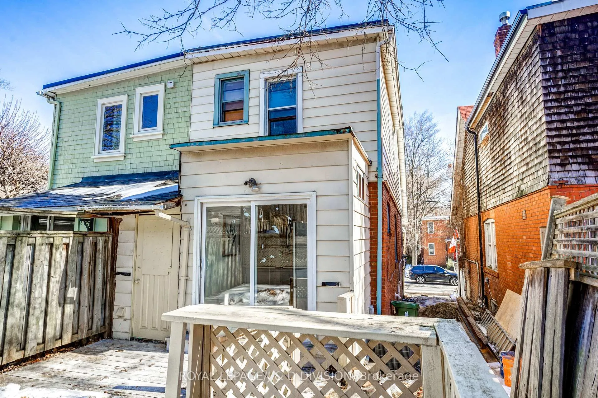 Photo 43 of 94 Brookside Drive, Toronto, East End-Danforth — HOMEH