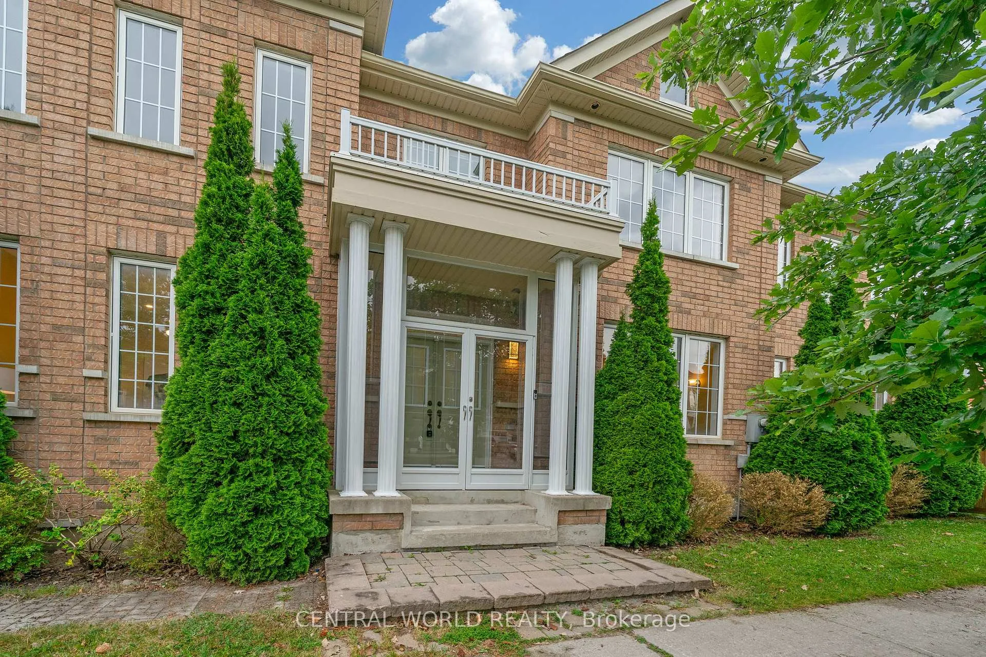 Photo 3 of 49 Stonechurch Crescent, Markham, Box Grove — HOMEH
