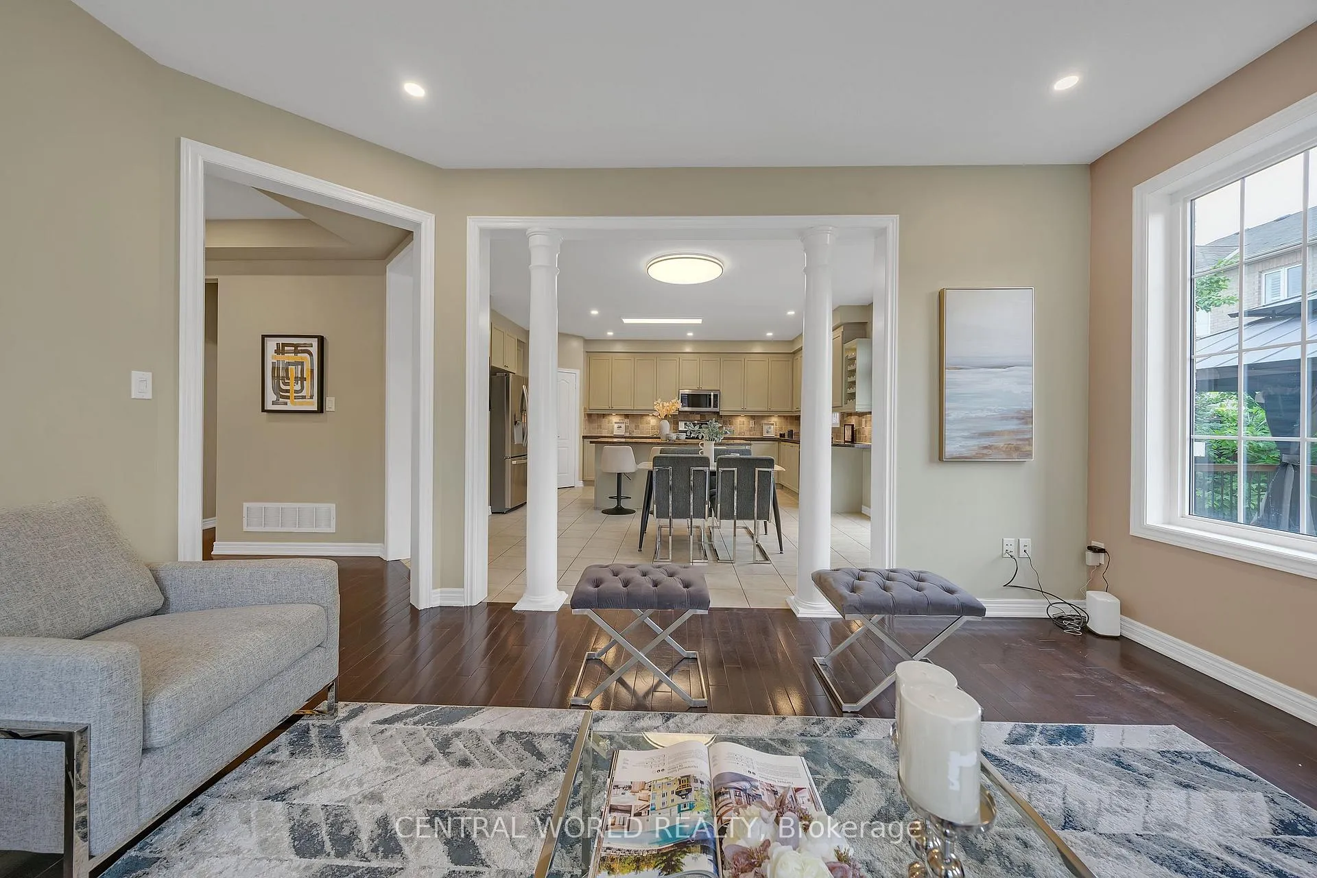 Photo 17 of 49 Stonechurch Crescent, Markham, Box Grove — HOMEH