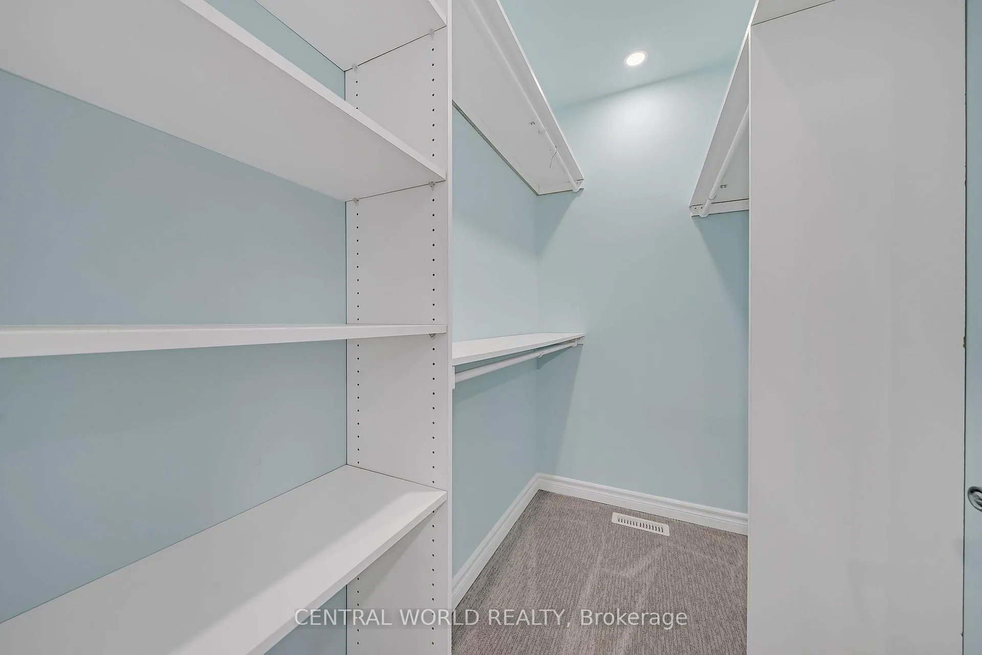 Photo 27 of 49 Stonechurch Crescent, Markham, Box Grove — HOMEH