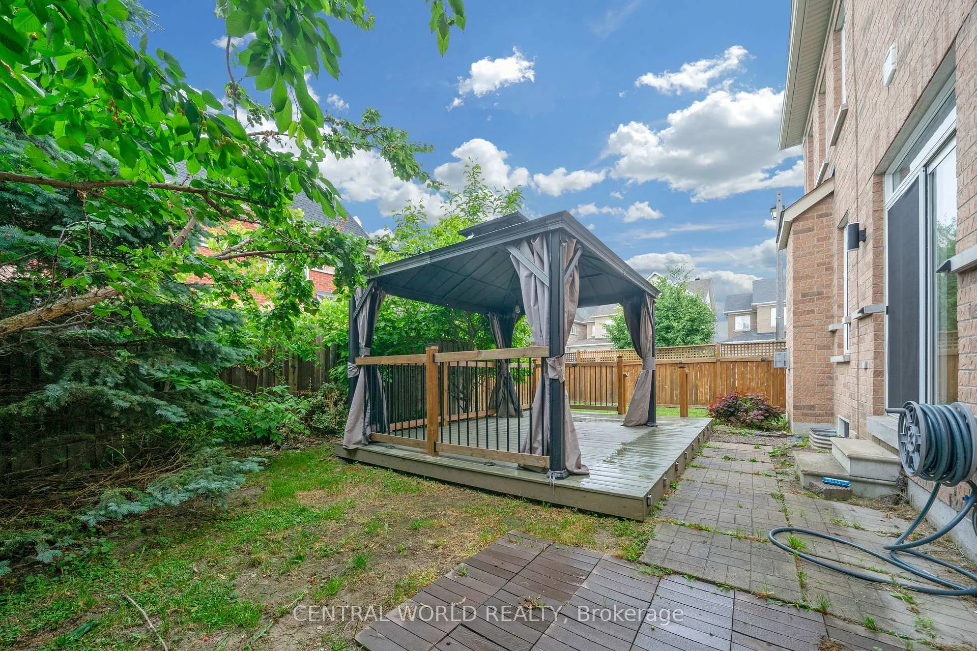 Photo 46 of 49 Stonechurch Crescent, Markham, Box Grove — HOMEH