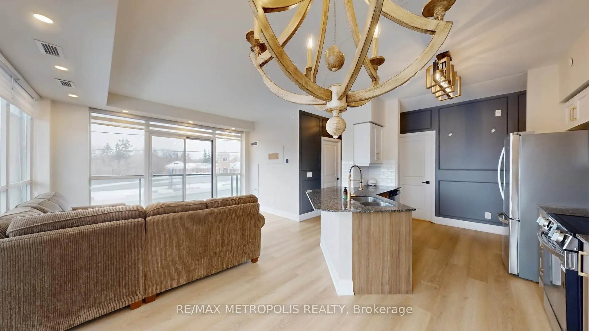 Photo 12 of Unit 318, 4700 Highway 7, Vaughan, East Woodbridge — HOMEH