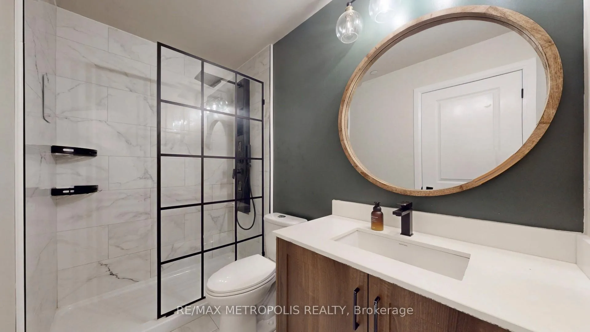 Photo 25 of Unit 318, 4700 Highway 7, Vaughan, East Woodbridge — HOMEH
