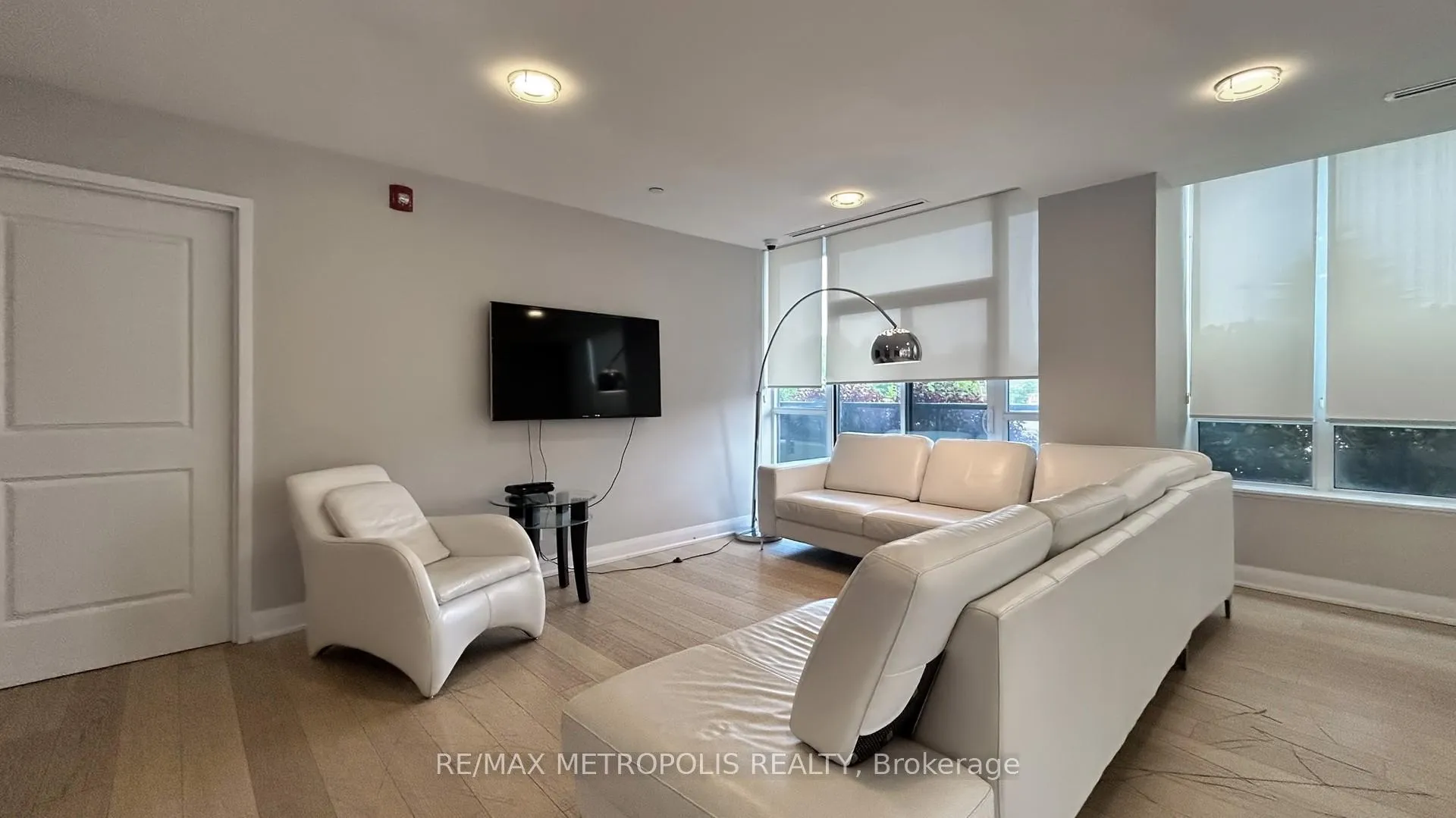 Photo 41 of Unit 318, 4700 Highway 7, Vaughan, East Woodbridge — HOMEH