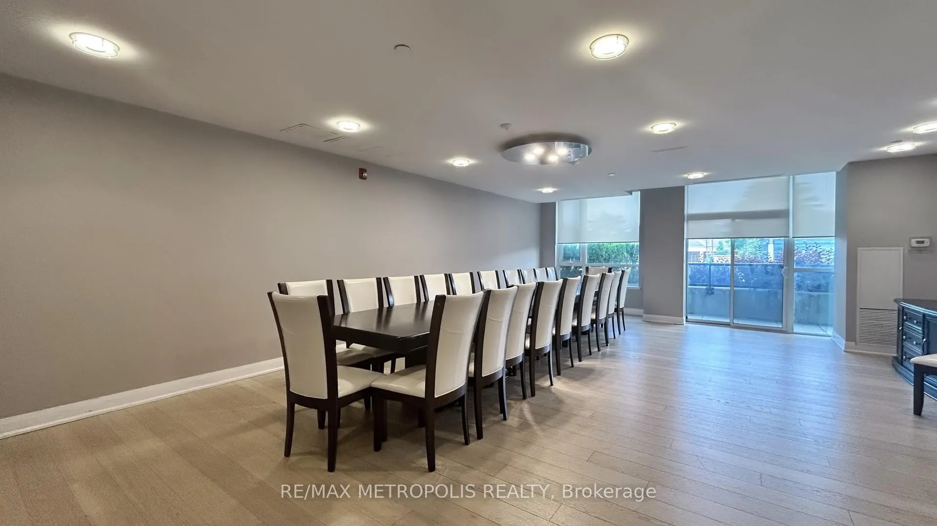 Photo 45 of Unit 318, 4700 Highway 7, Vaughan, East Woodbridge — HOMEH