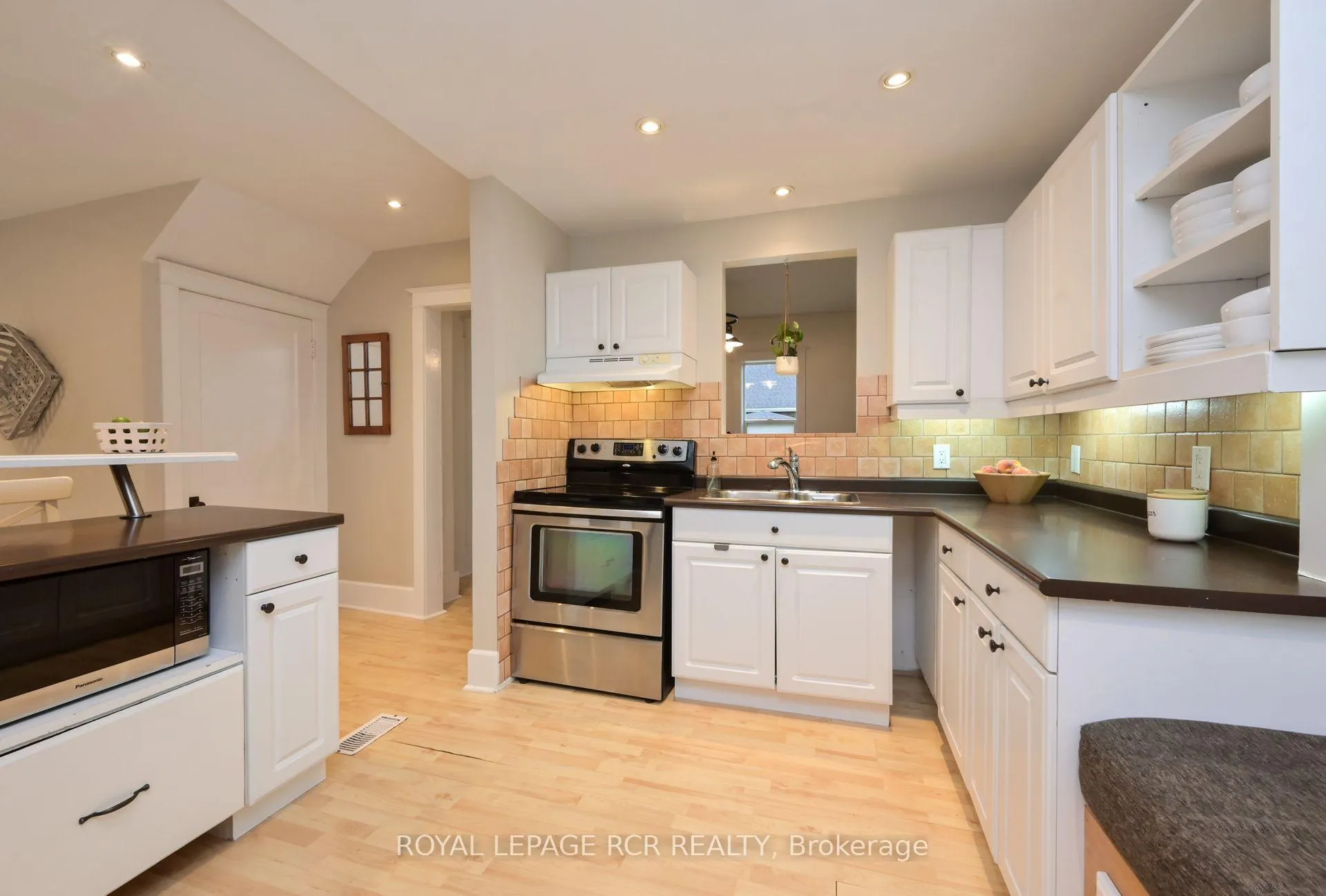 Photo 9 of 307 Victoria Street, Shelburne — HOMEH