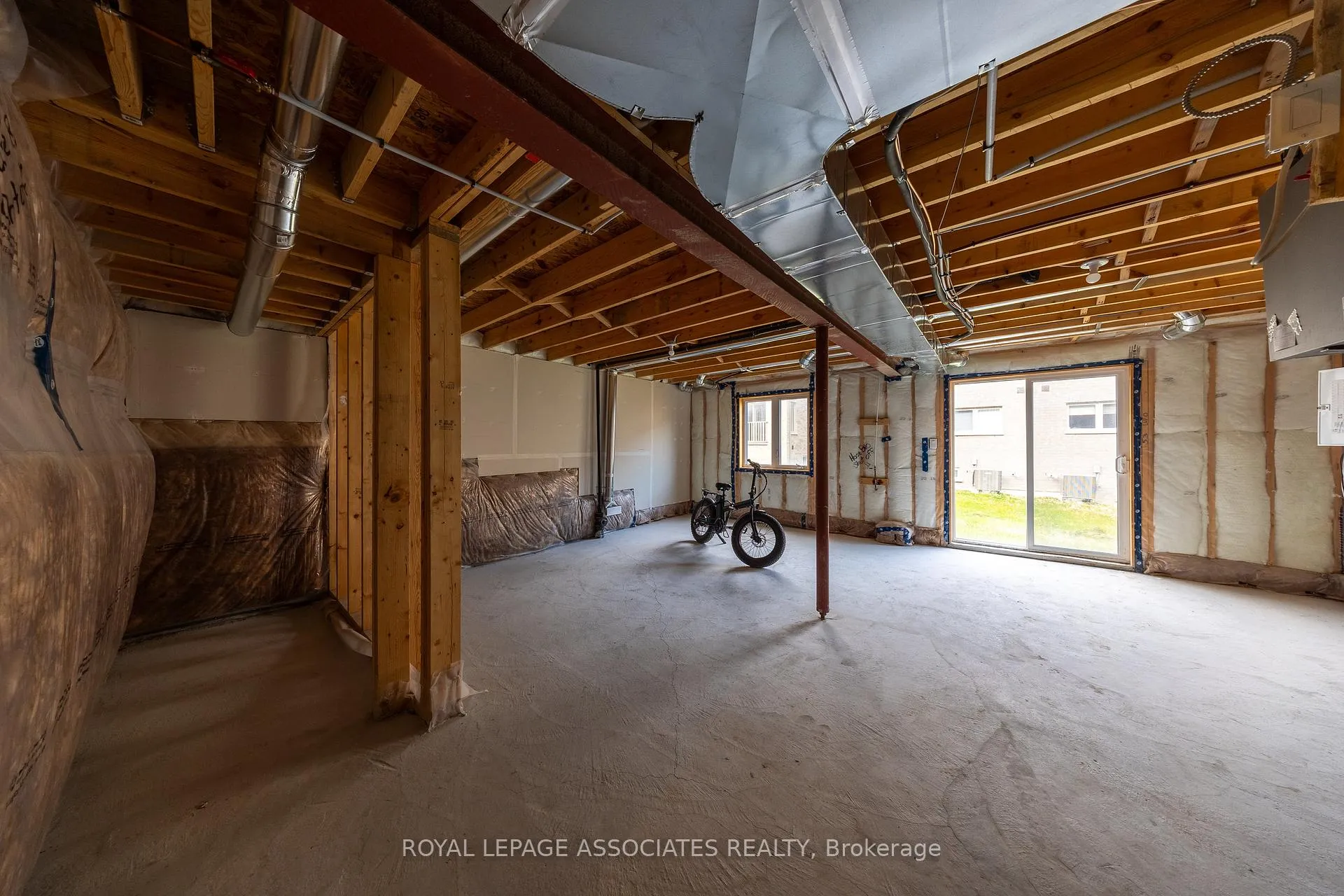 Photo 15 of 2529 Athena Path, Pickering, Rural Pickering — HOMEH