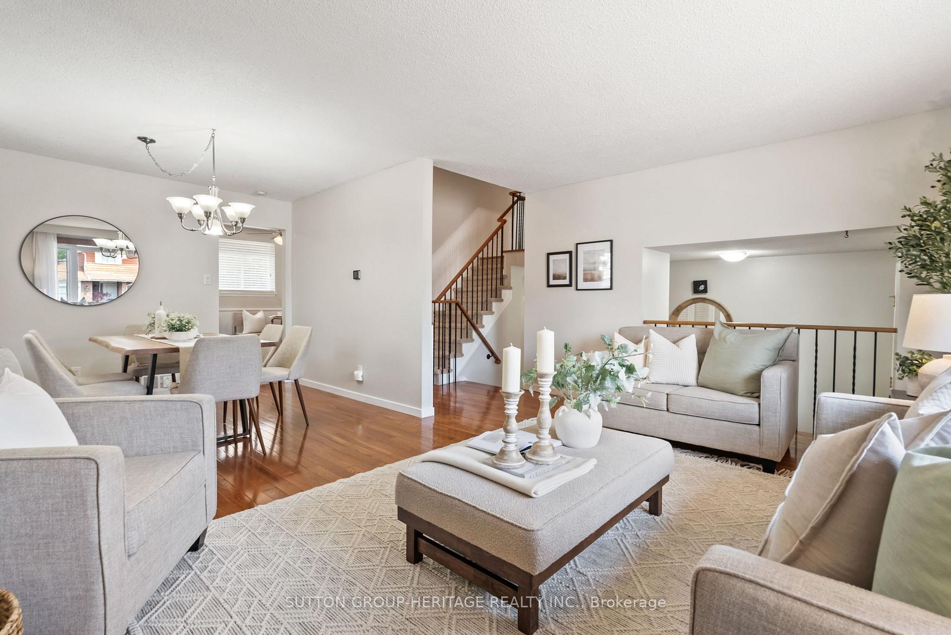 Photo 9 of 25 Carruthers Drive, Clarington, Bowmanville — HOMEH