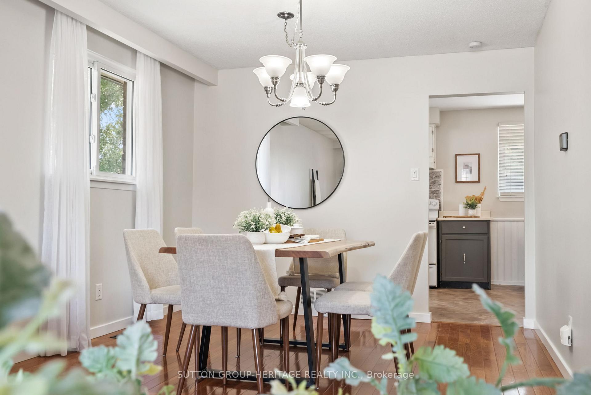 Photo 10 of 25 Carruthers Drive, Clarington, Bowmanville — HOMEH