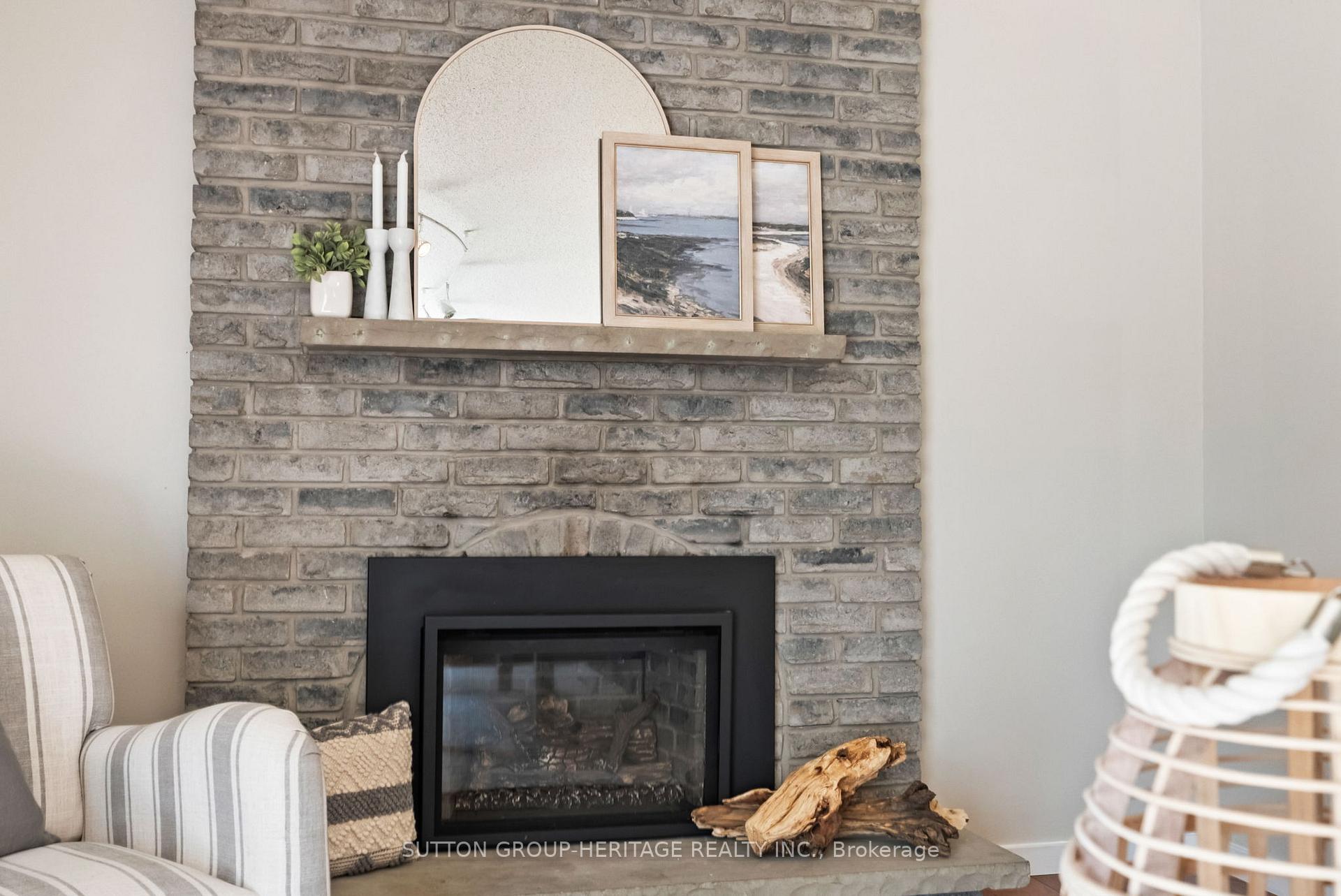 Photo 24 of 25 Carruthers Drive, Clarington, Bowmanville — HOMEH