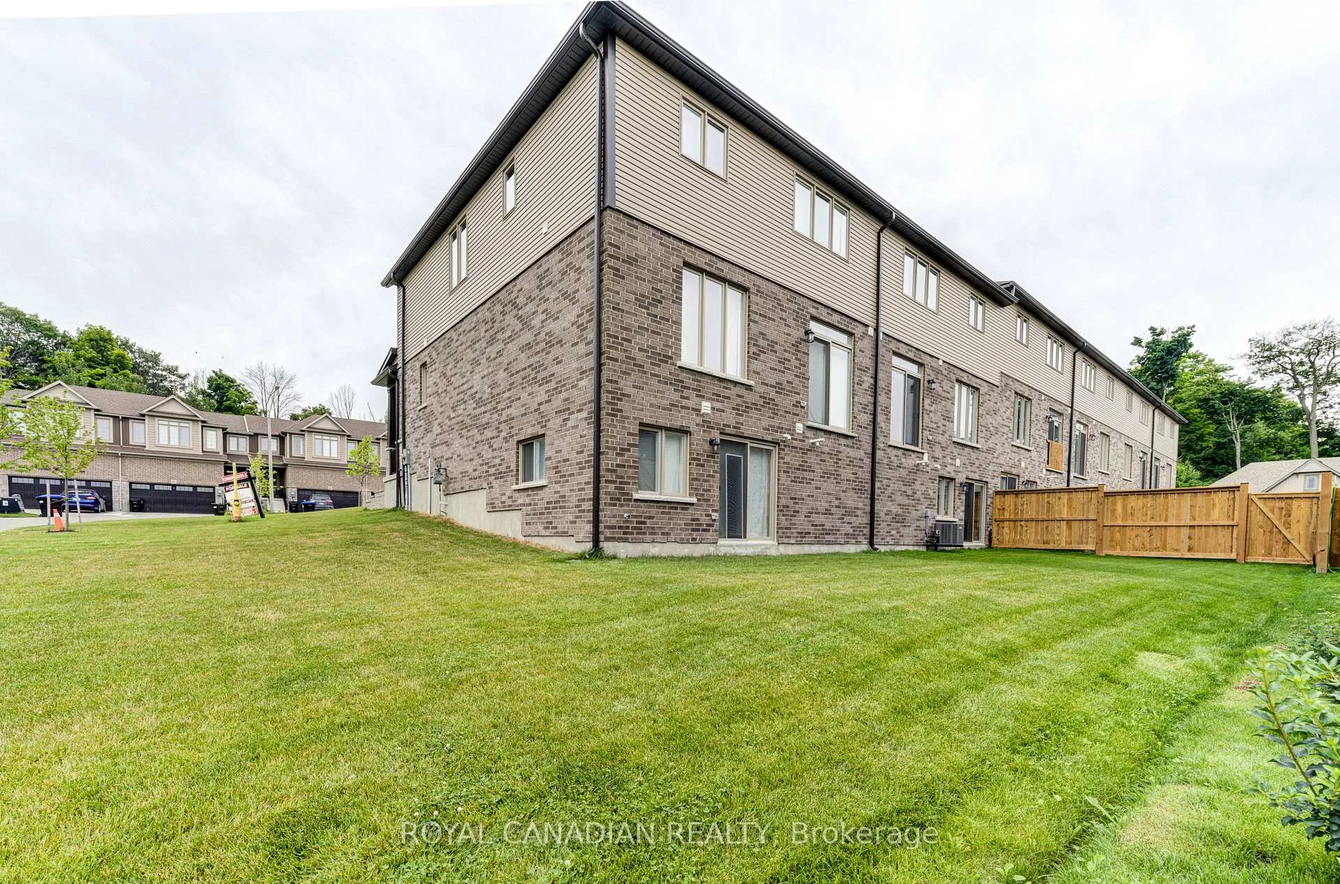 Photo 36 of 1048 Wright Drive, Midland — HOMEH