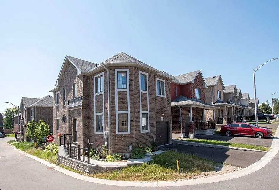 Front of 42 Bedford Estates Crescent