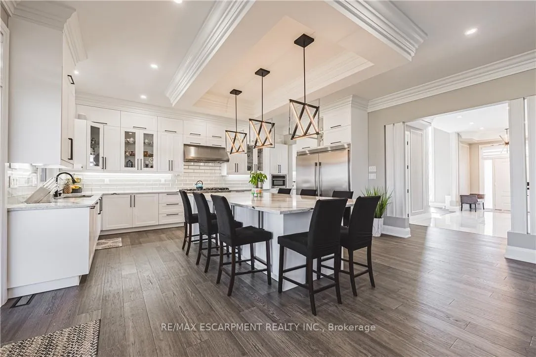 Photo 10 of 8378 Chippewa Road N, Hamilton, Mount Hope — HOMEH