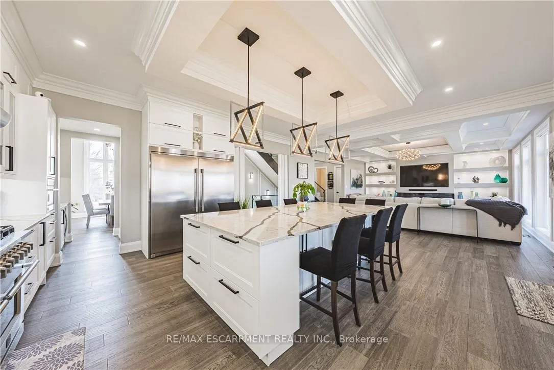 Photo 13 of 8378 Chippewa Road N, Hamilton, Mount Hope — HOMEH