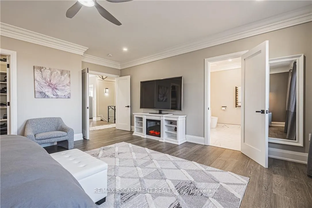 Photo 23 of 8378 Chippewa Road N, Hamilton, Mount Hope — HOMEH