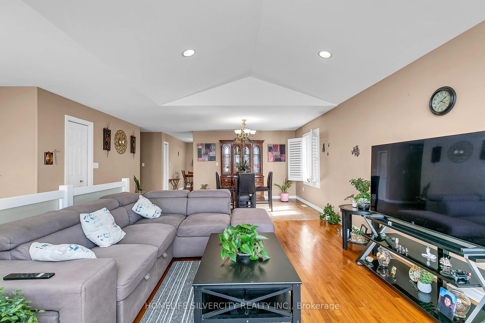 Photo 8 of 139 Amycroft Drive, Grey Highlands — HOMEH