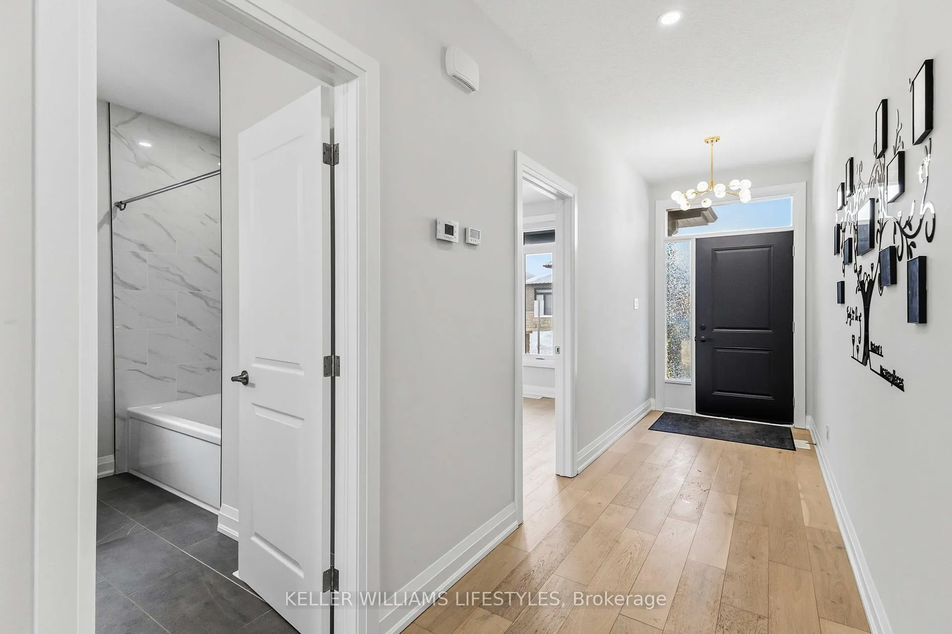Photo 6 of Unit 22, 383 Daventry Way, Middlesex Centre, Rural Middlesex Centre — HOMEH