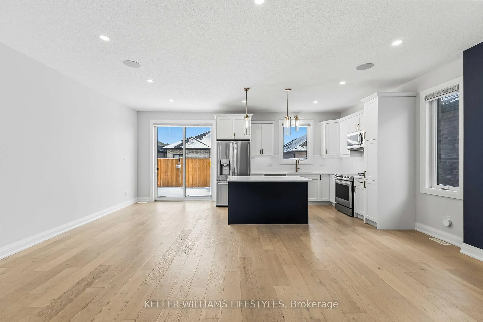 Photo 11 of Unit 22, 383 Daventry Way, Middlesex Centre, Rural Middlesex Centre — HOMEH