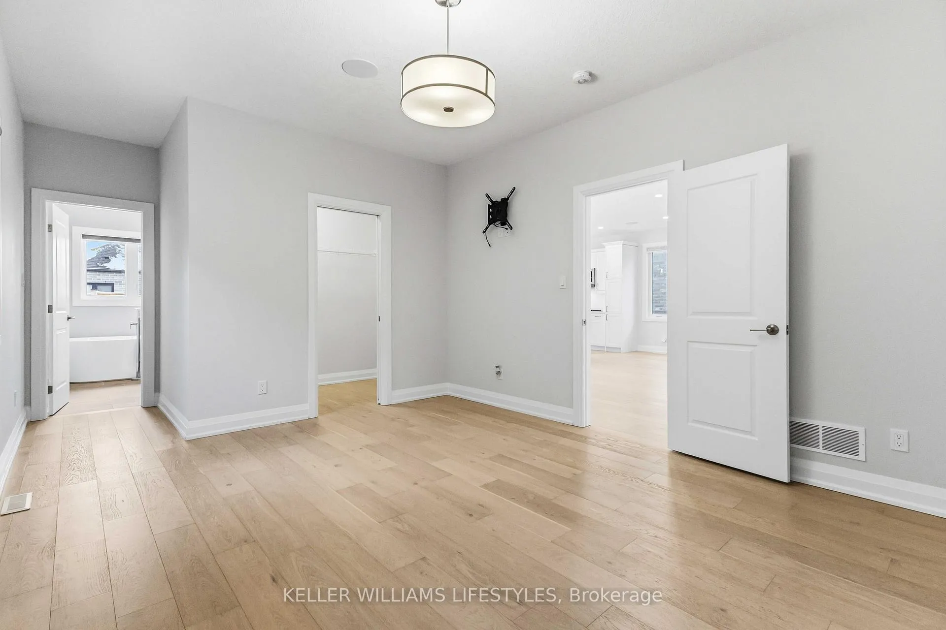Photo 22 of Unit 22, 383 Daventry Way, Middlesex Centre, Rural Middlesex Centre — HOMEH