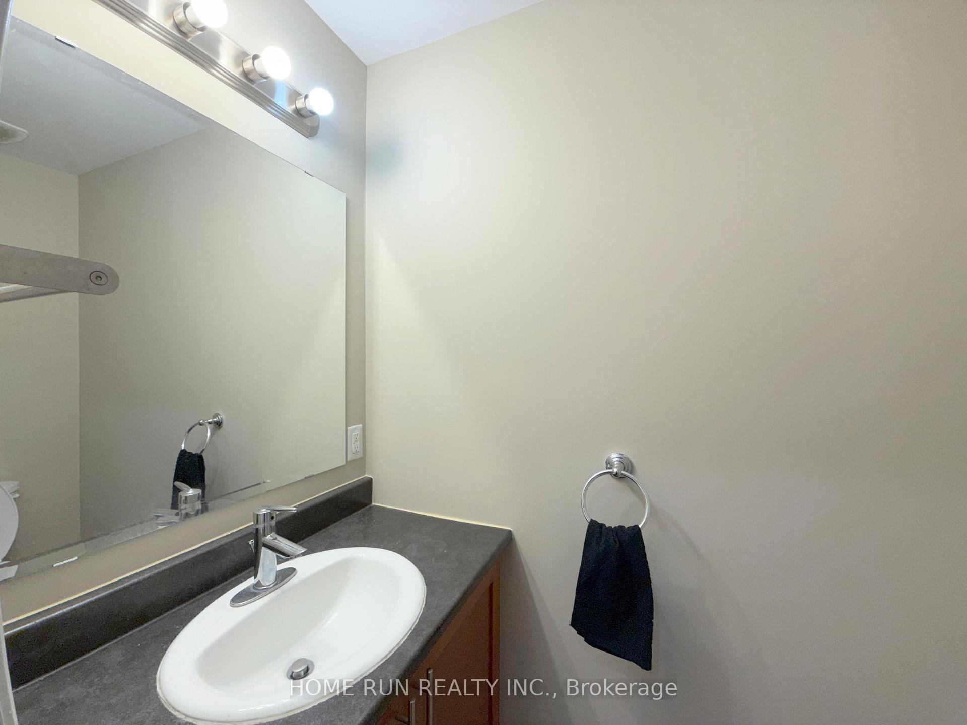 Photo 2 of 924 Cobble Hill Drive, Ottawa, Barrhaven - Cedargrove/Fraserdale — HOMEH