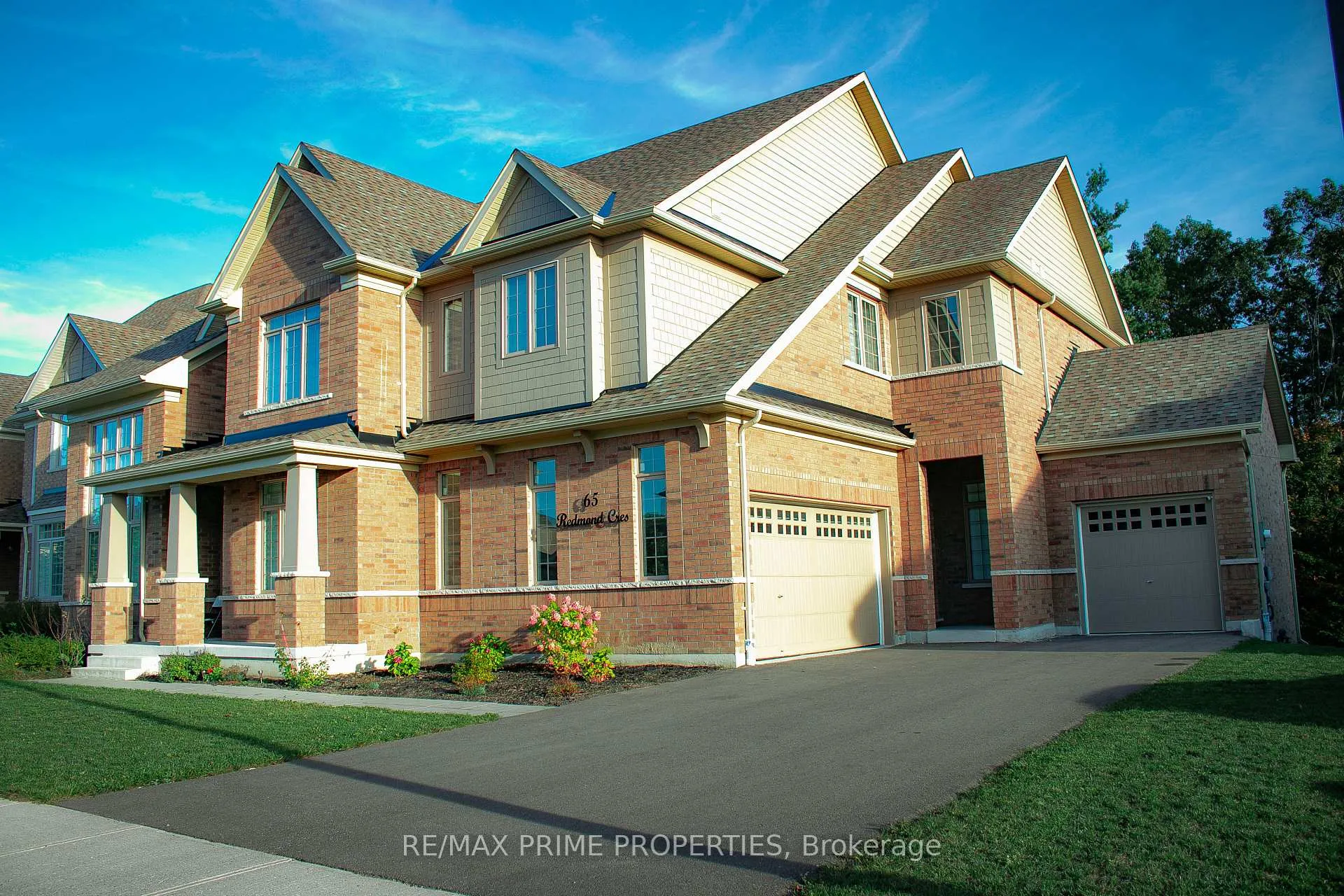 Photo 3 of 65 Redmond Crescent, Springwater, Centre Vespra — HOMEH