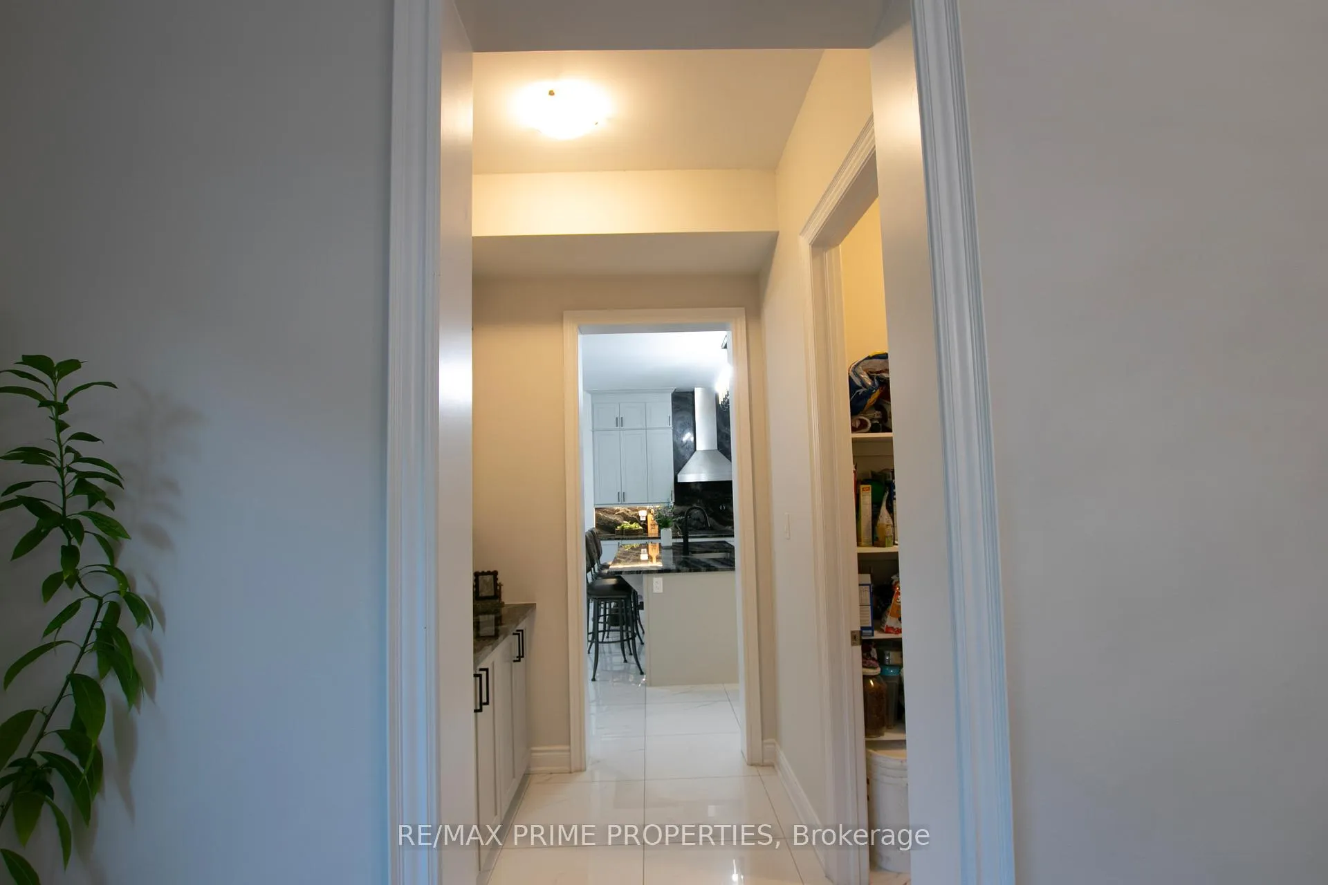 Photo 14 of 65 Redmond Crescent, Springwater, Centre Vespra — HOMEH