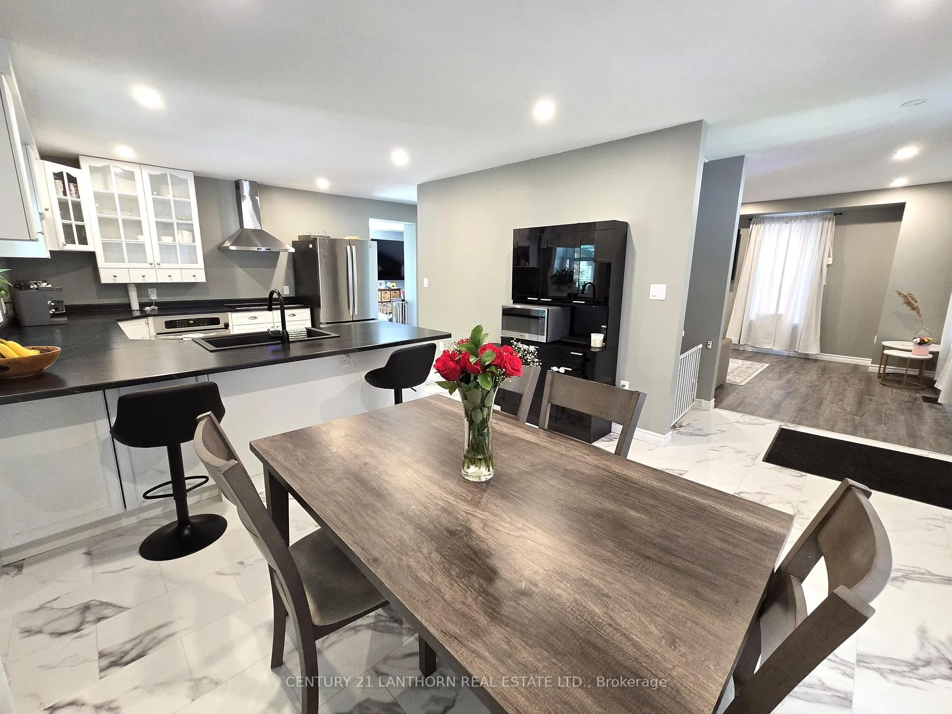 Photo 9 of 28 Gore Street, Stirling-Rawdon, Stirling Ward — HOMEH