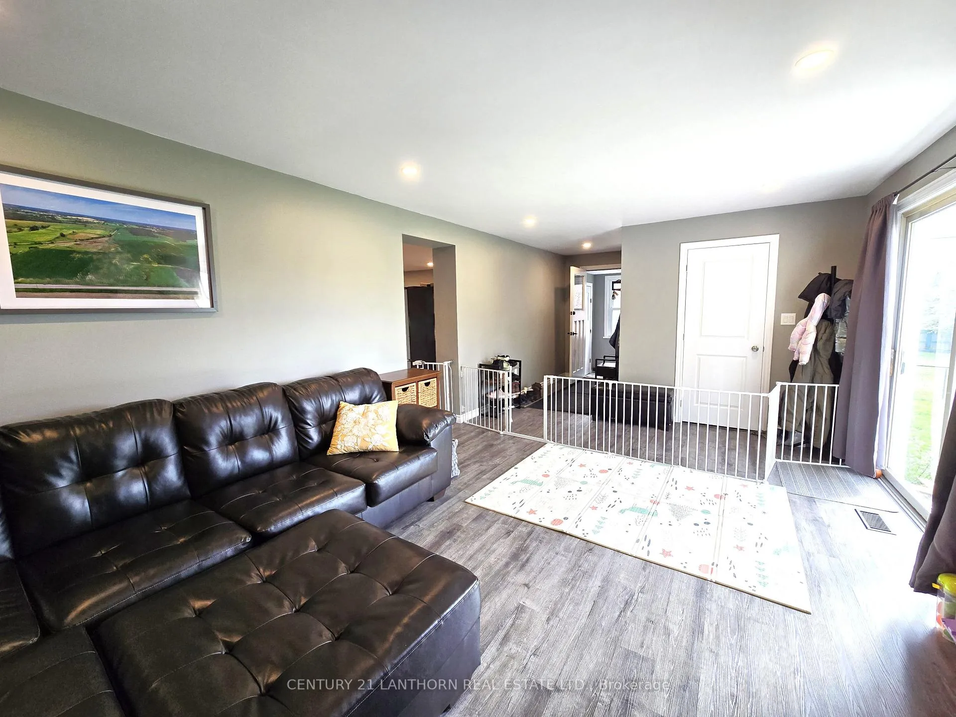 Photo 20 of 28 Gore Street, Stirling-Rawdon, Stirling Ward — HOMEH