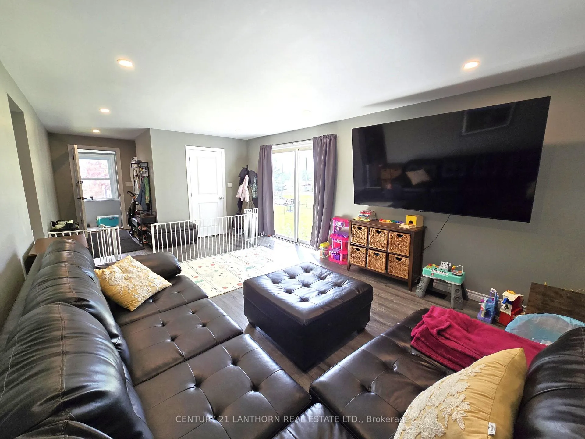 Photo 21 of 28 Gore Street, Stirling-Rawdon, Stirling Ward — HOMEH