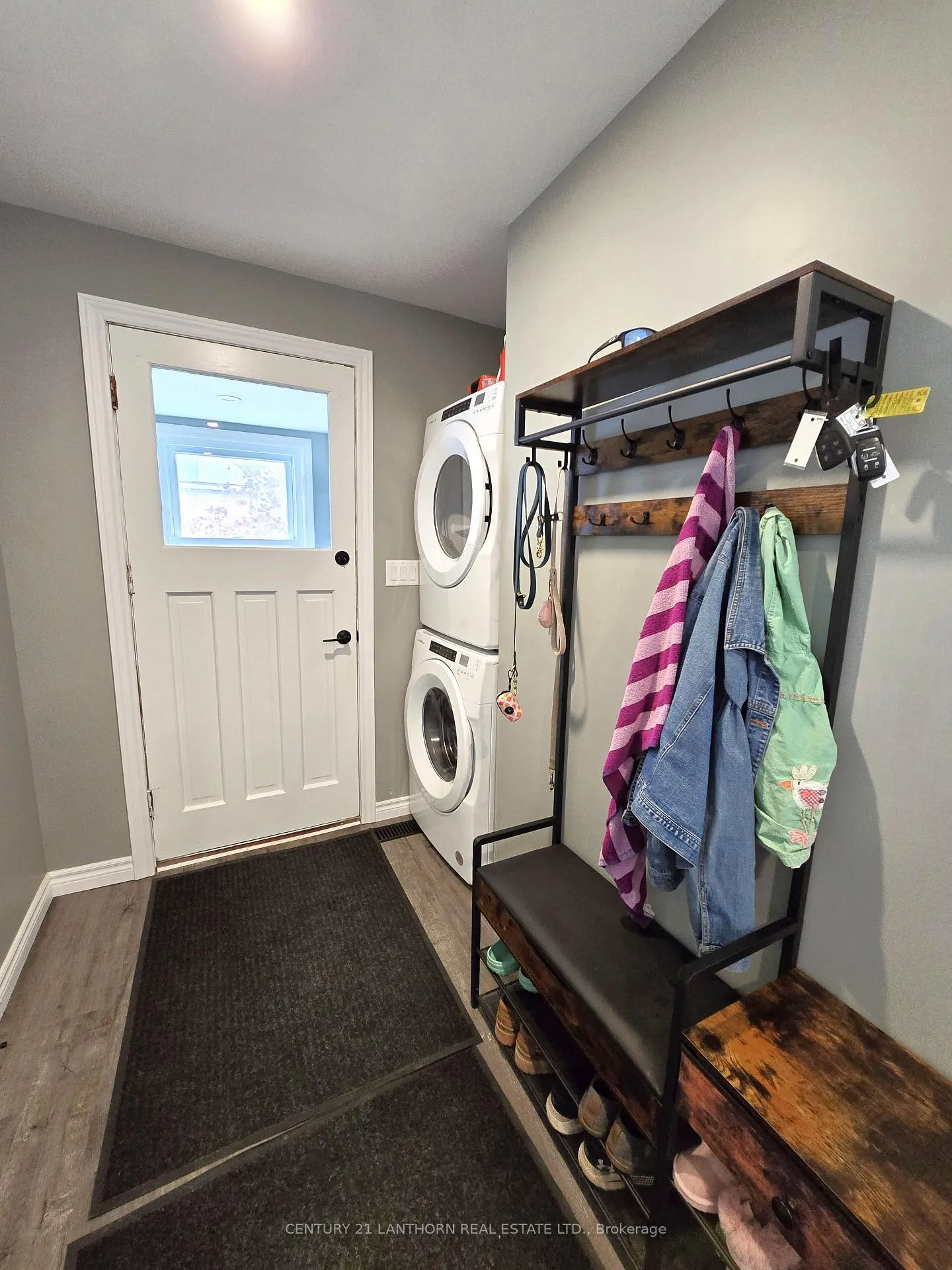 Photo 25 of 28 Gore Street, Stirling-Rawdon, Stirling Ward — HOMEH