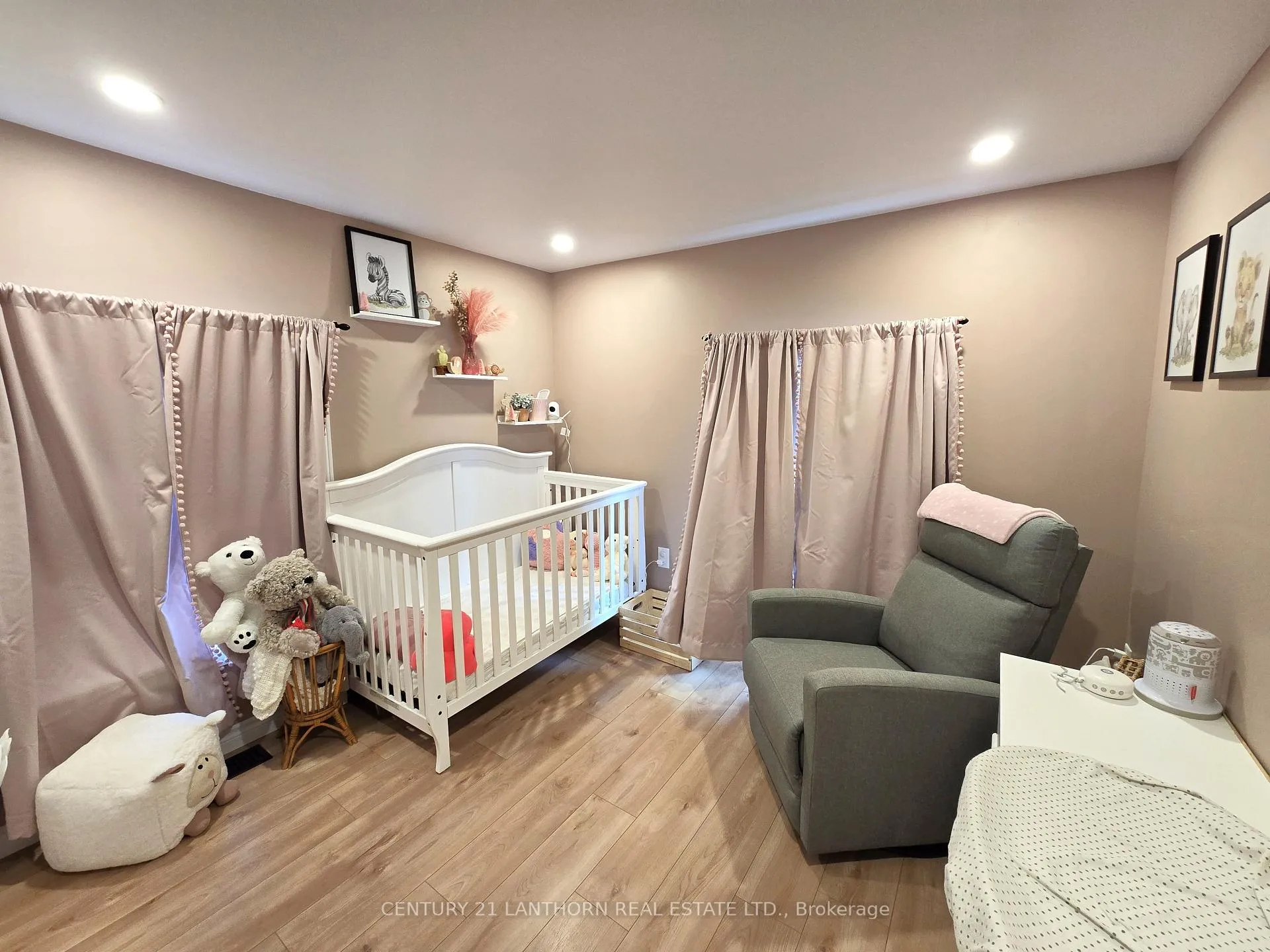 Photo 30 of 28 Gore Street, Stirling-Rawdon, Stirling Ward — HOMEH