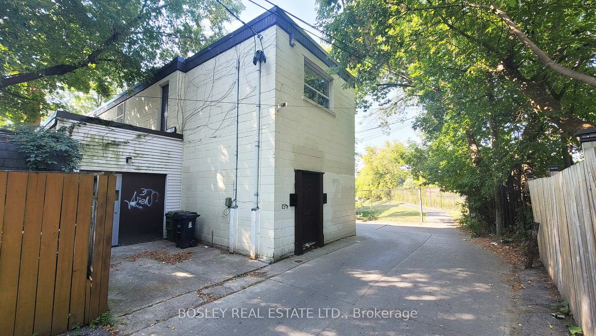 Photo 6 of Unit upper, 154 R Galt Ave, Toronto, South Riverdale — HOMEH