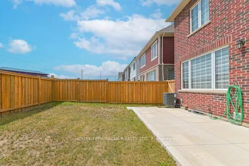 Photo 6 of 30 Saxony Street, Kitchener — HOMEH