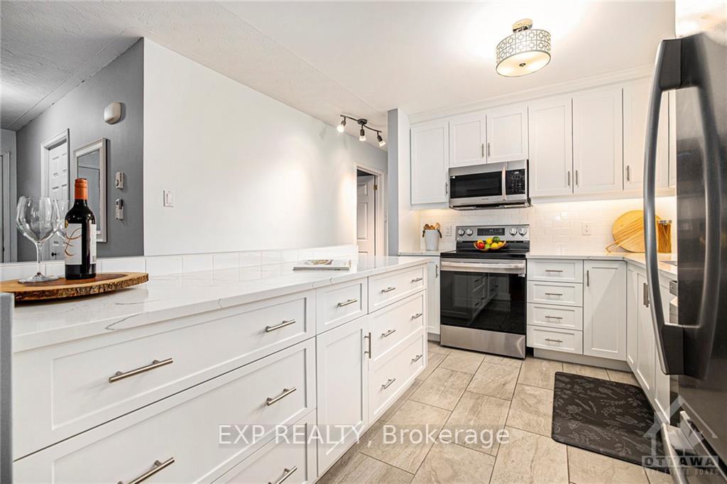 Photo 11 of 2838 Old Maple Lane, Ottawa, Dunrobin Shores — HOMEH
