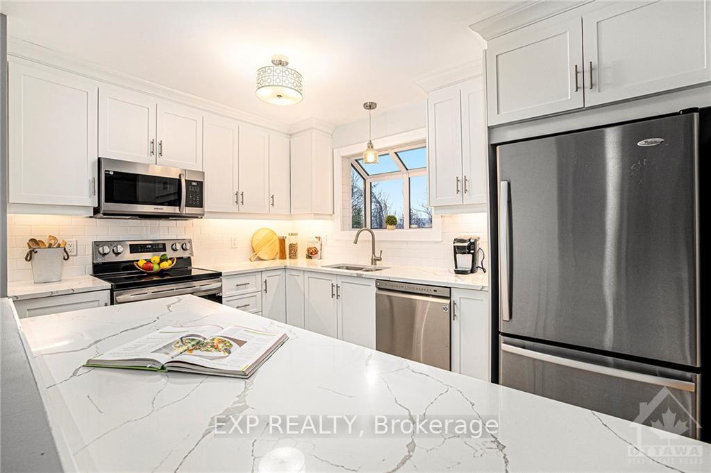 Photo 12 of 2838 Old Maple Lane, Ottawa, Dunrobin Shores — HOMEH