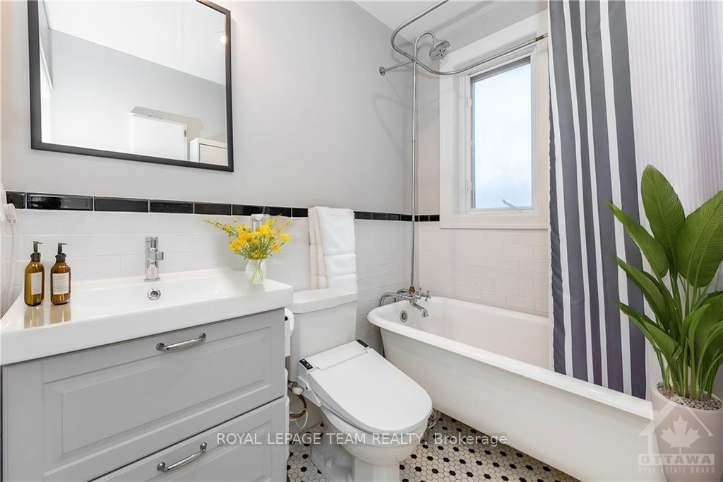 Photo 16 of 134 Fourth Avenue, Ottawa, Glebe — HOMEH