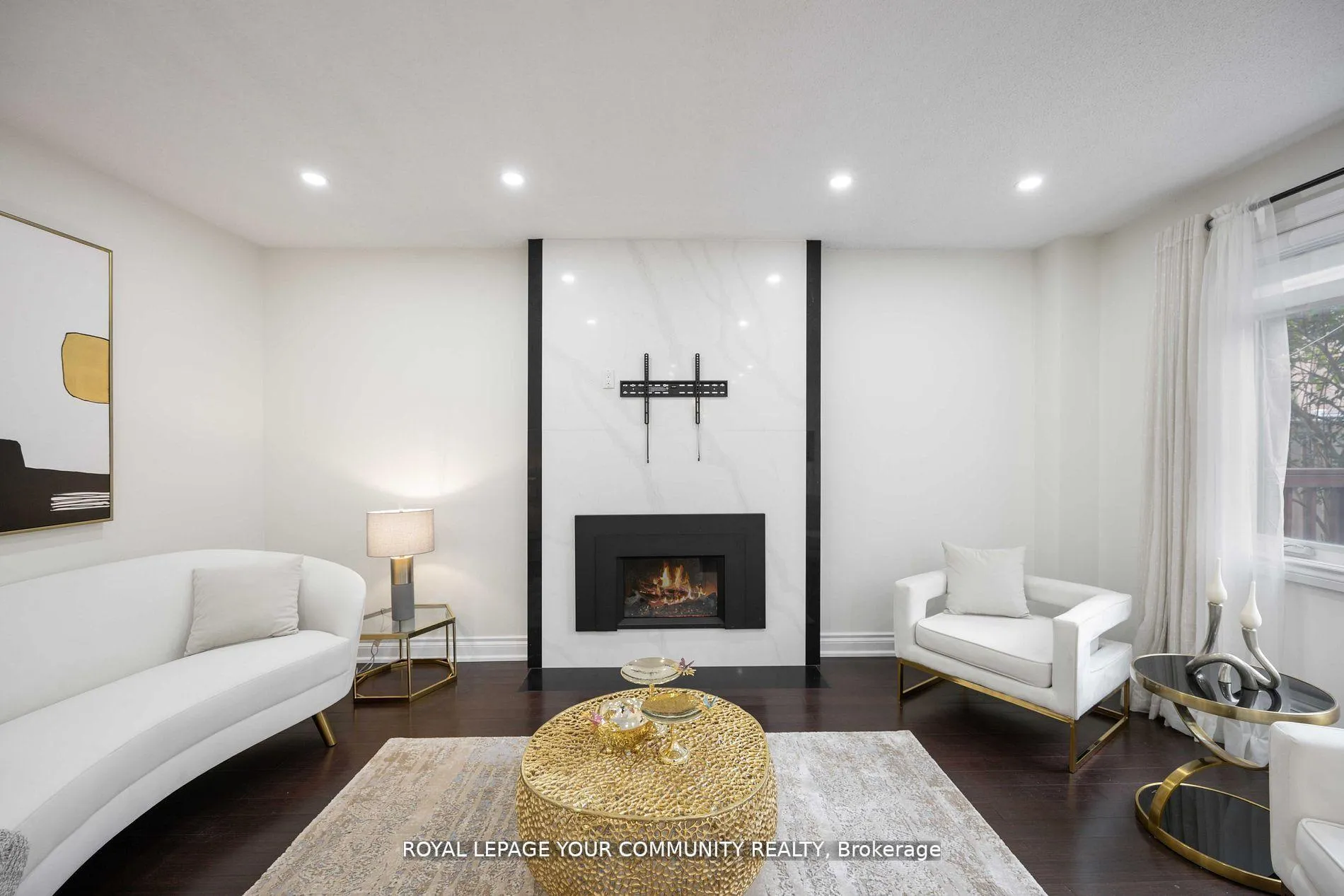 Photo 8 of 40 Janesville Road, Vaughan, Uplands — HOMEH