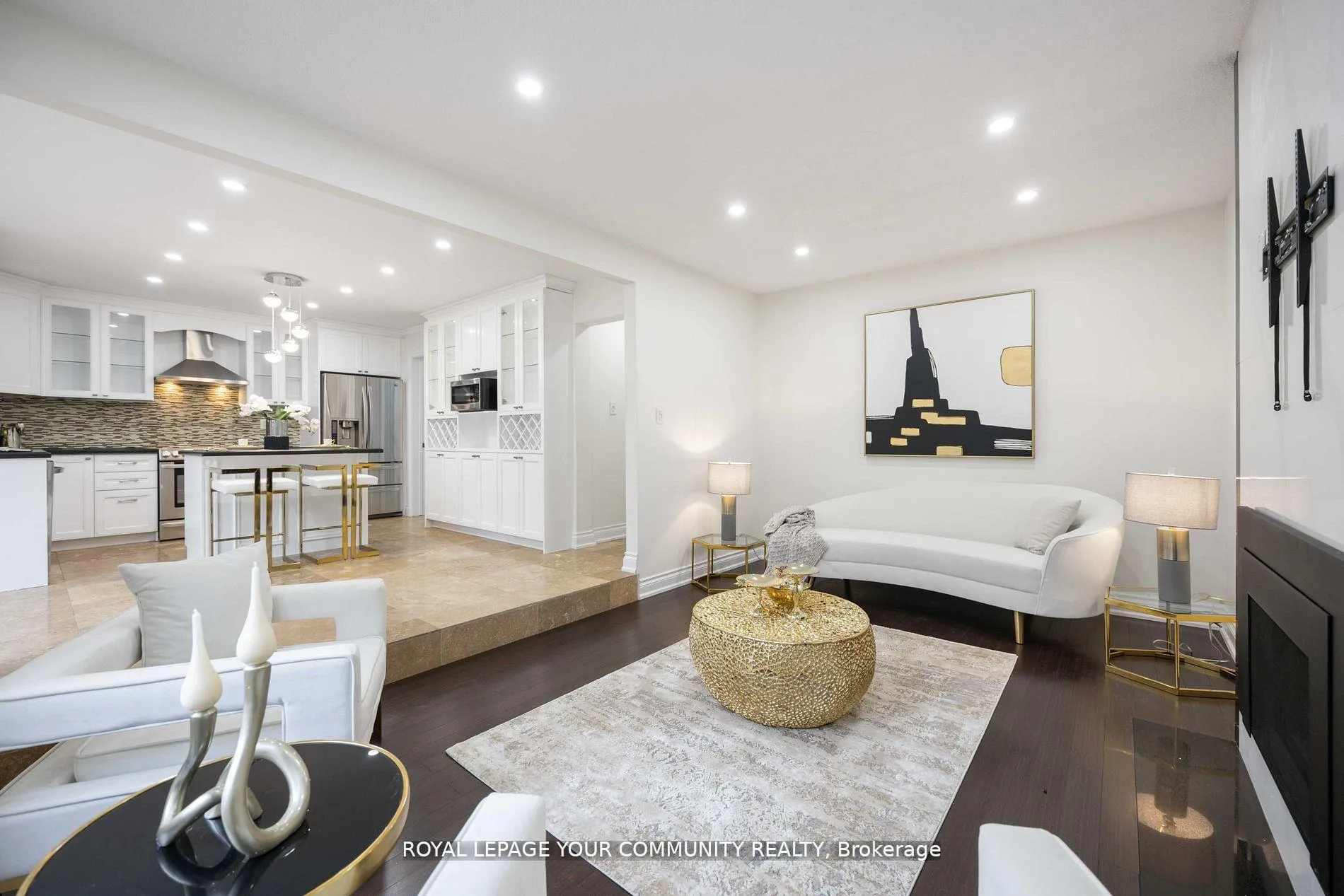 Photo 10 of 40 Janesville Road, Vaughan, Uplands — HOMEH