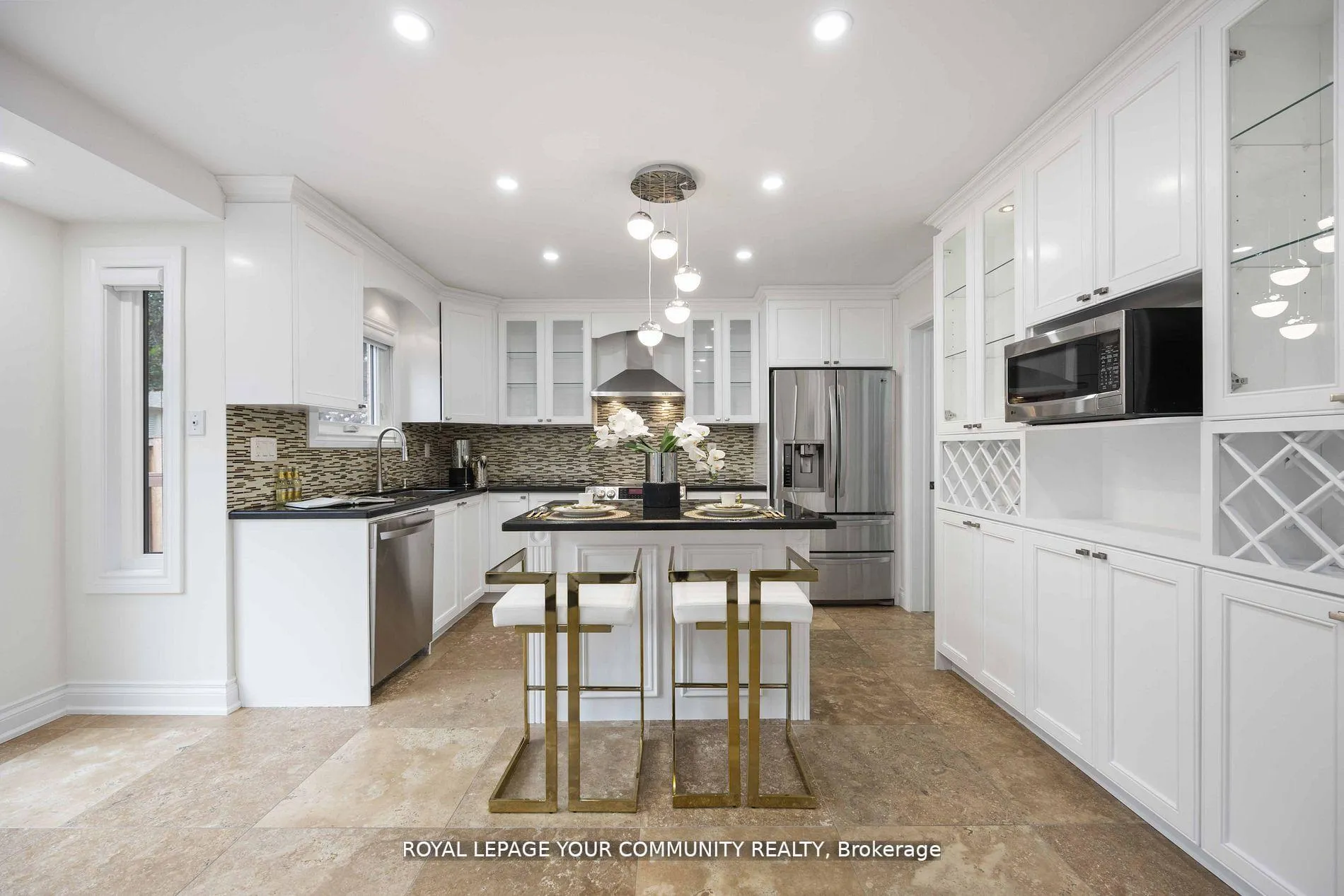 Photo 13 of 40 Janesville Road, Vaughan, Uplands — HOMEH