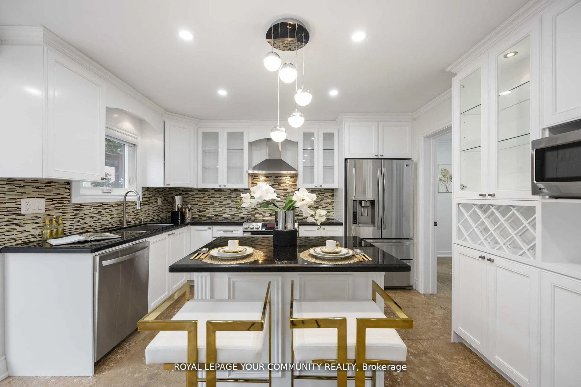 Photo 14 of 40 Janesville Road, Vaughan, Uplands — HOMEH