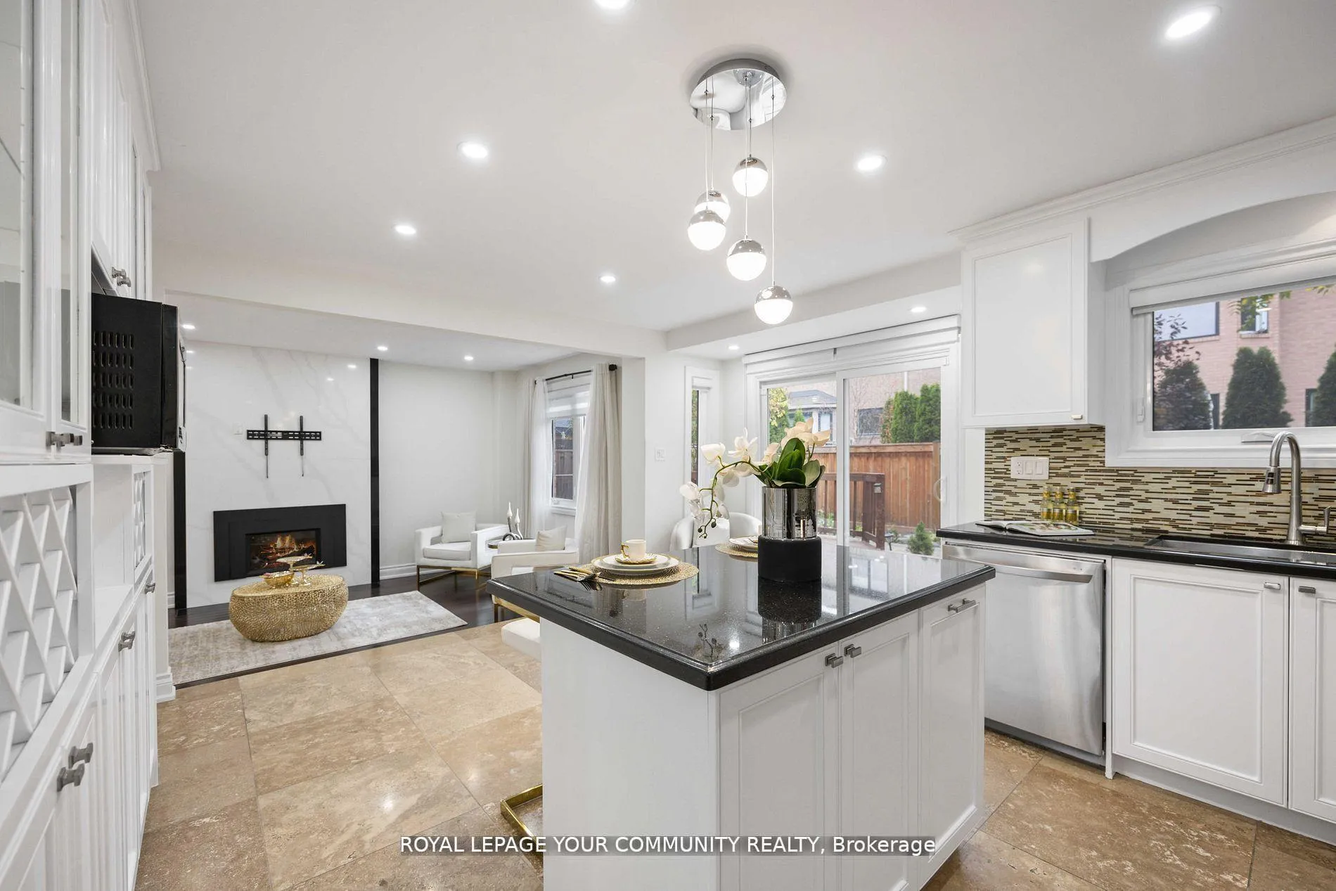 Photo 16 of 40 Janesville Road, Vaughan, Uplands — HOMEH