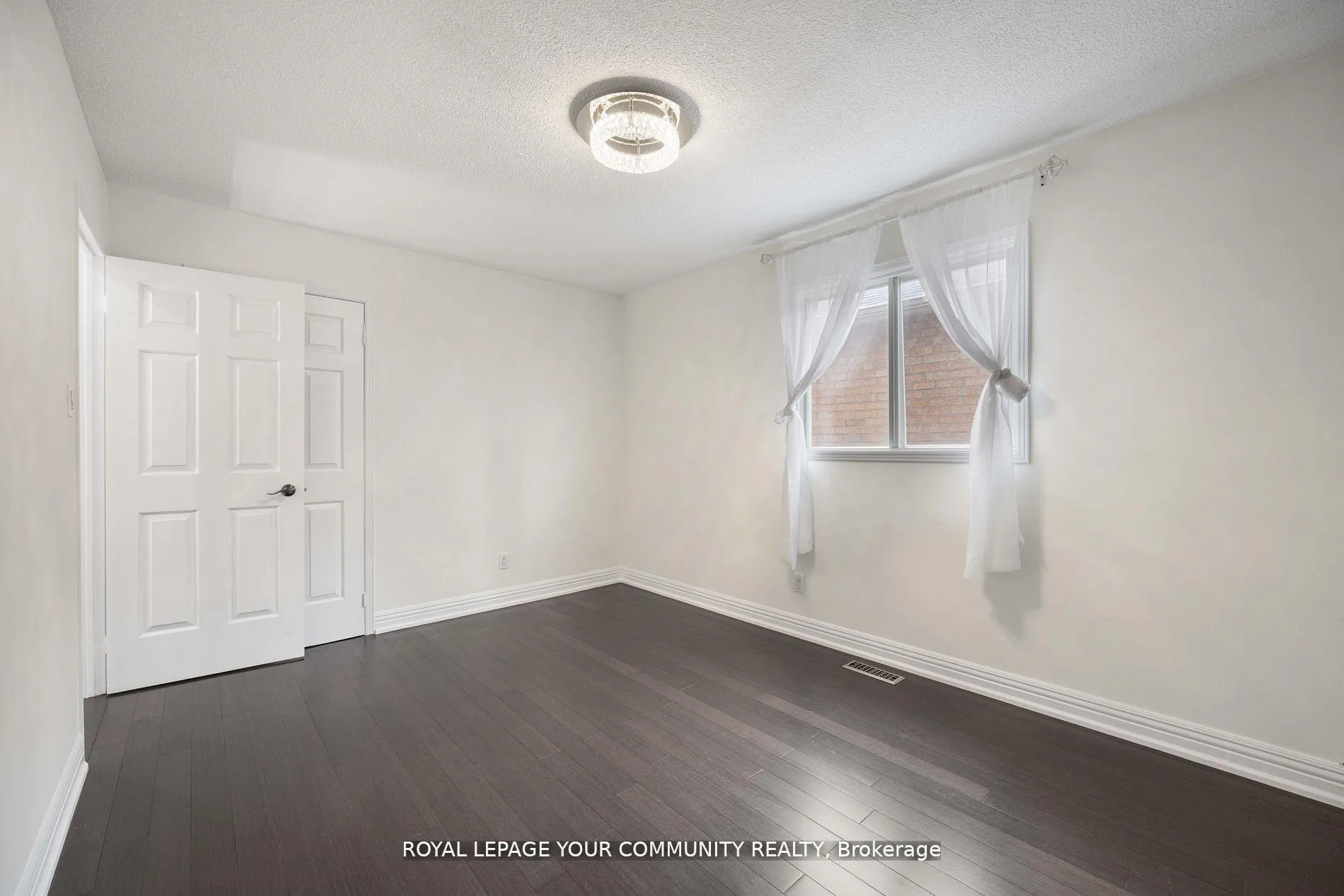 Photo 19 of 40 Janesville Road, Vaughan, Uplands — HOMEH