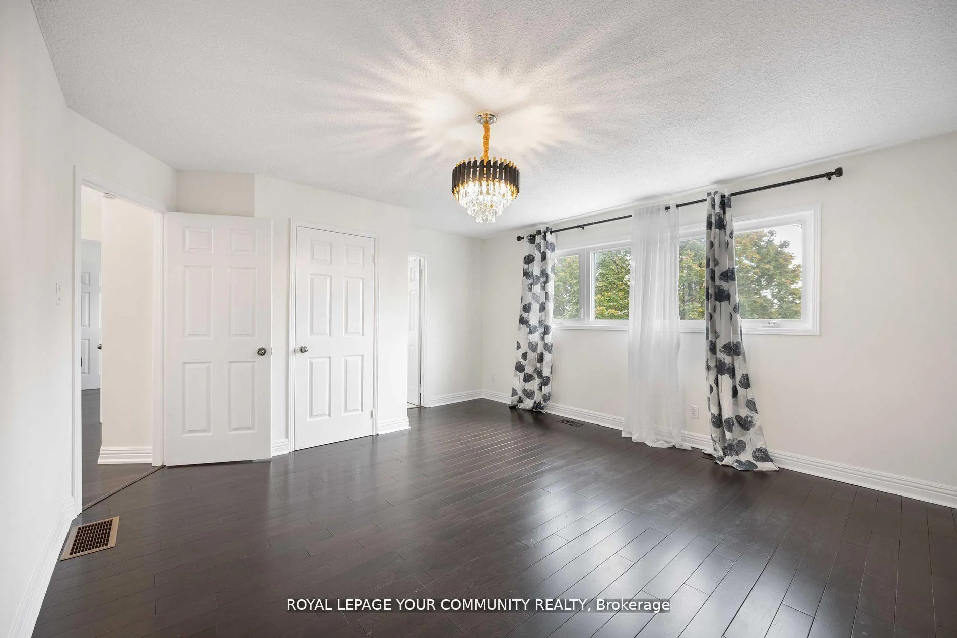 Photo 20 of 40 Janesville Road, Vaughan, Uplands — HOMEH