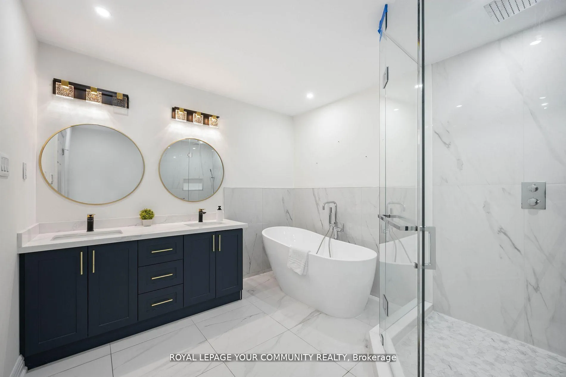 Photo 23 of 40 Janesville Road, Vaughan, Uplands — HOMEH