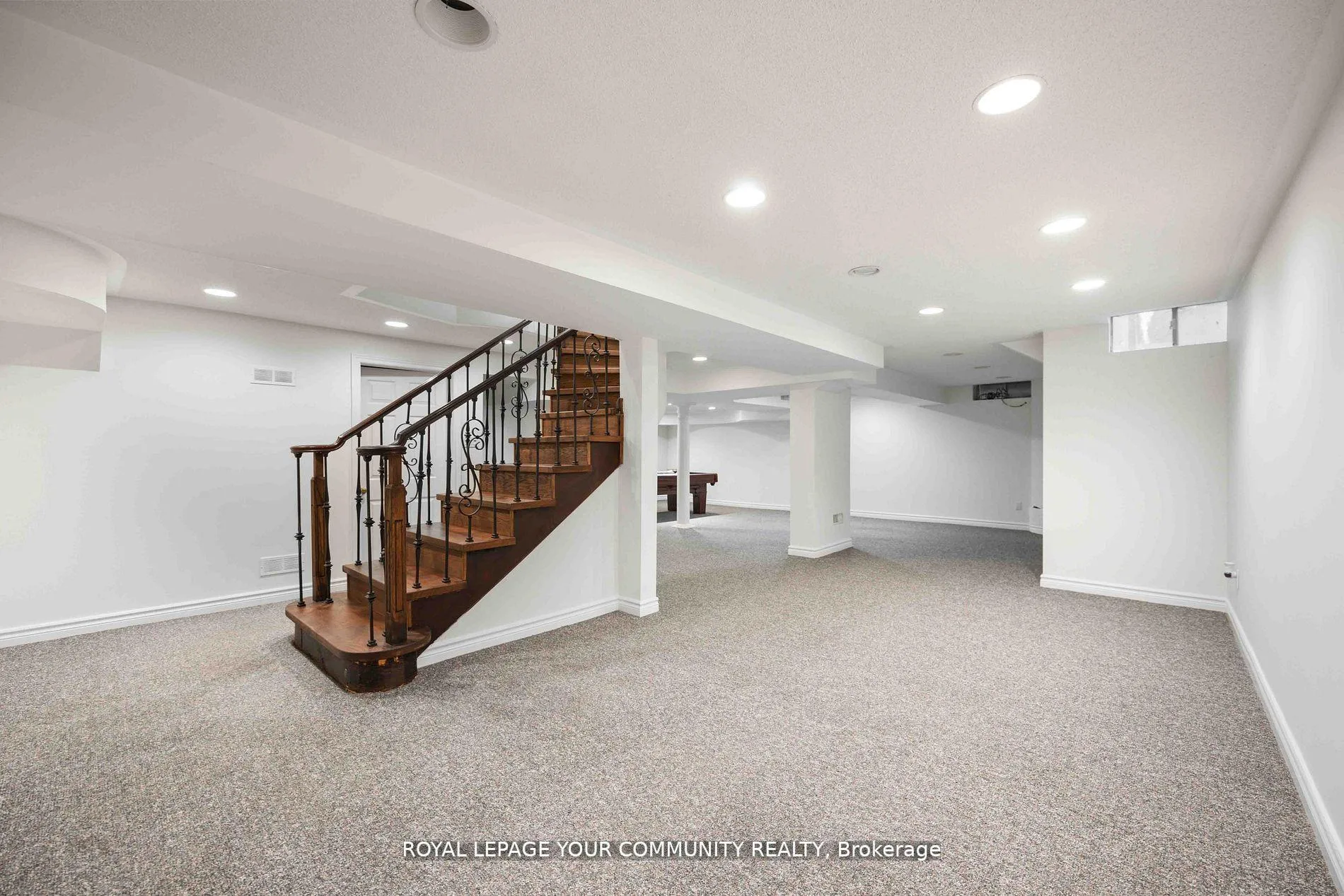 Photo 31 of 40 Janesville Road, Vaughan, Uplands — HOMEH